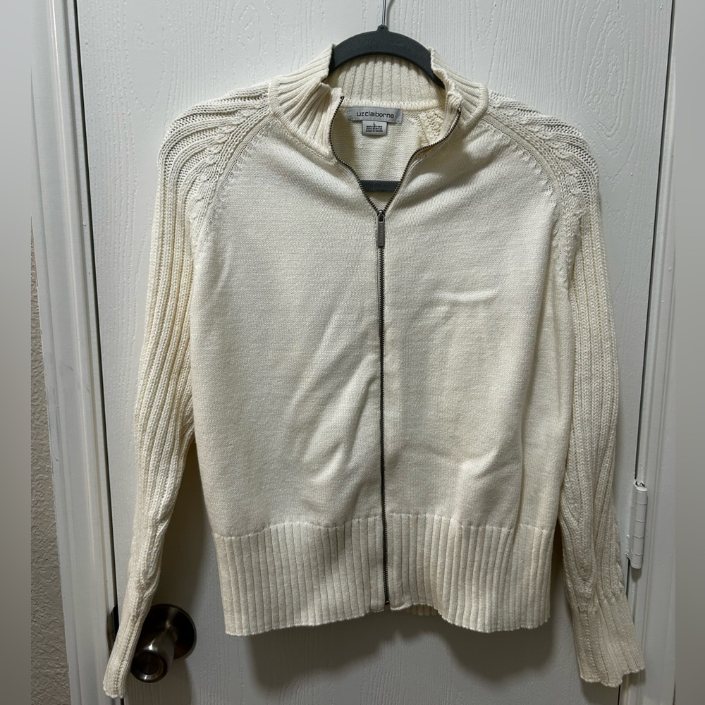 Liz Claiborne cream zip up sweater size large